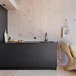 1 Bedroom Amazing In C